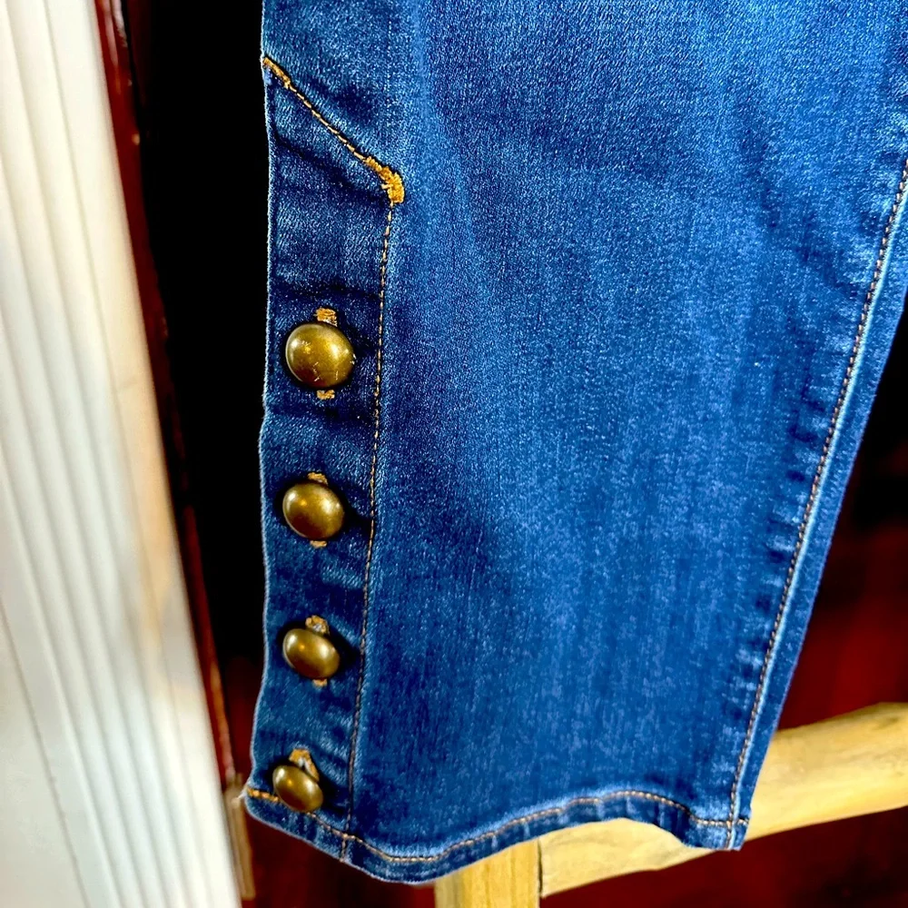 Pull on Chicos’s button, embellished crop jeans - Picture 3 of 4